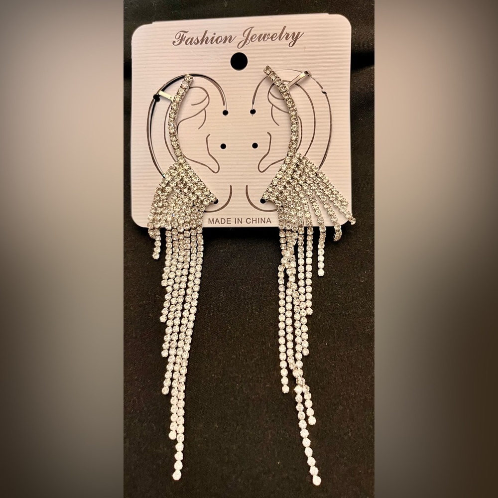 NWT Silver Rhinestone Waterfall Dangle Ear Cuffs Shimmering Crystal Statement